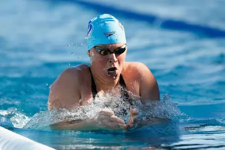 Elizabeth Beisel arena Pro Swim Series
