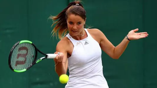 Jodie Barrage, forehand, junior tennis