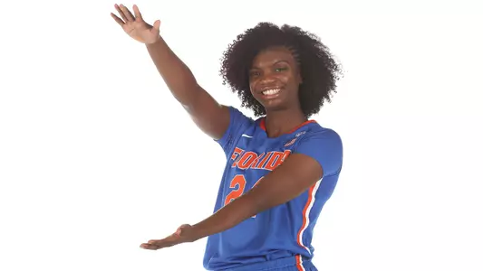 Mikayla Hayes, posed