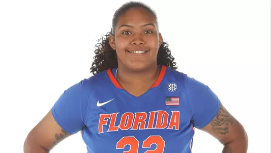 Jalaysha Thomas, posed