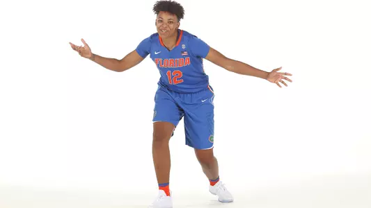 Zada Williams, posed