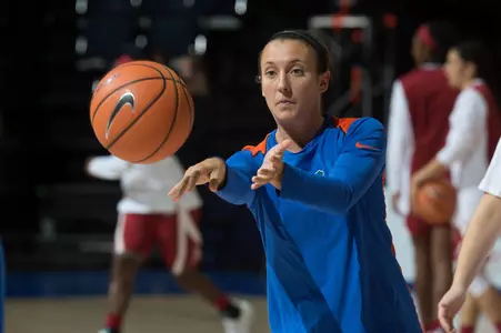 Gabby Seiler, basketball, warmup