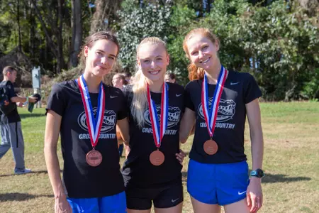 Imogen Barrett, Elisabeth Bergh, Morgan Hull