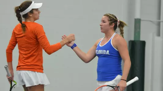 Anna Danilina, Victoria Emma hand clap