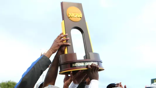 Track 2017 NCAA Outdoor Trophy