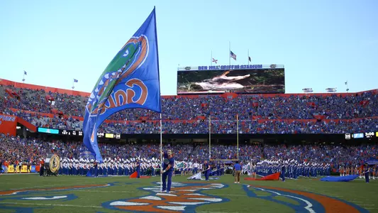 Cheerleaders, Flag, runout