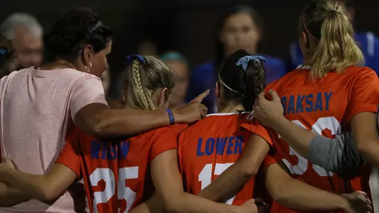 Team huddle - 8-24-18 vs Ohio State