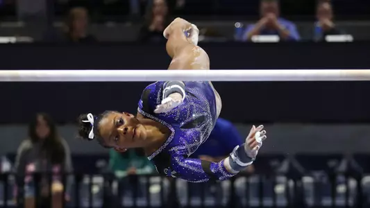 Trinity Thomas - 3-8-19 uneven bars versus Penn State
