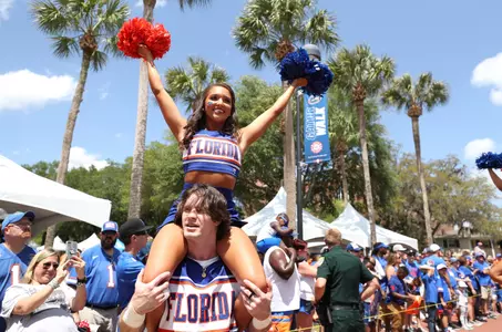Gators Cheerleaders (2018 O&B Game)