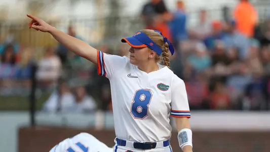 SiposHannah_190308_9637_TimCasey