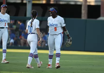 HooverJaimieVossAlexHappyGators_190524_9652_CourtneyCulbreath.jpg