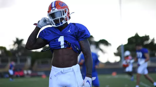 Toney, Kadarius (2019 Orange Bowl practice)