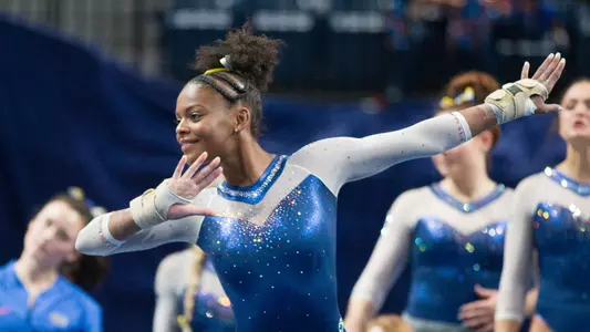 Trinity Thomas - floor exercise - 200110 - vs Arkansas