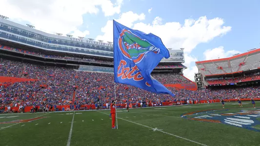 Cheerleaders rally the crowd Spurrier-Florida Field