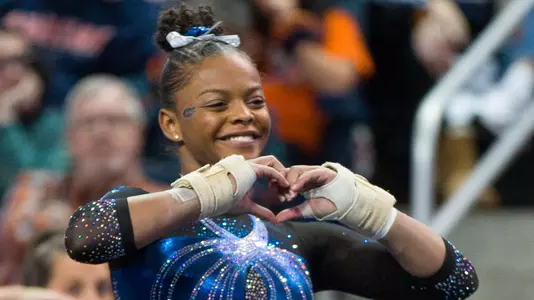 Trinity Thomas - floor exercise 200214