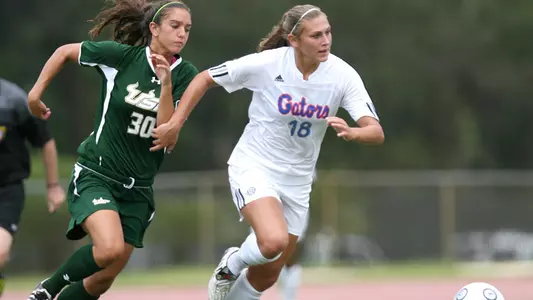 Thompson, Lindsay (UF soccer, 2008-11)