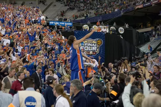 2006 NCAA Championship vs. UCLA Joakim Noah Chomp
