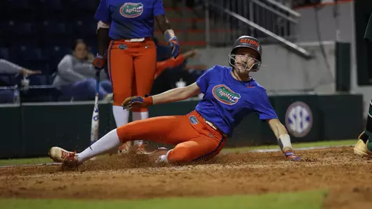 Falby_Kendra__211103_8056_HannahWhite