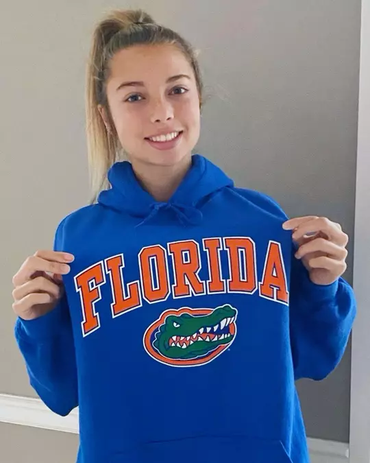 Kira Prologo - Fall 2021 soccer signee