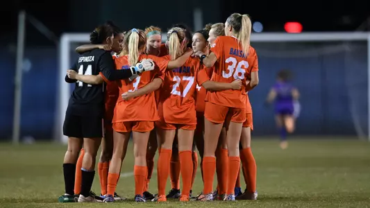 Prematch huddle - 201115