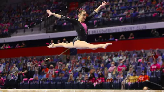 Leah Clapper - balance beam 210219