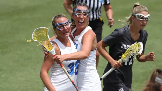 Paisley Eagan, Danielle Pavienlli