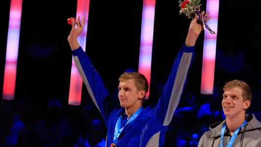 Kieran Smith 200 free podium