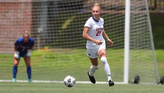 Madison Young 210829