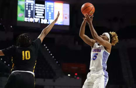 Gators 82, Bethune-Cookman 73
