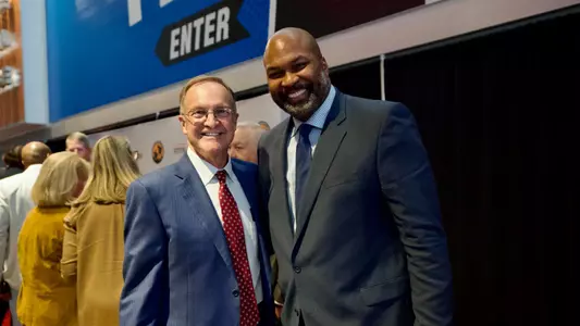 Lon Kruger and Carlin Hartman