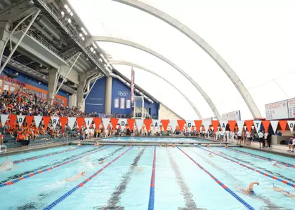 during the Gators' meet against the Tennessee Volunteers on Saturday, November 5, 2022 at the Stephen C. O?Connell Center Natatorium in Gainesville, FL / UAA Communications photo by Lorenzo Vasquez