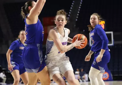 Gators 78, Blue Hose 52