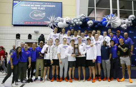 Florida men's swimming & diving No. 3 at 2022 NCAA Championships - 220326
