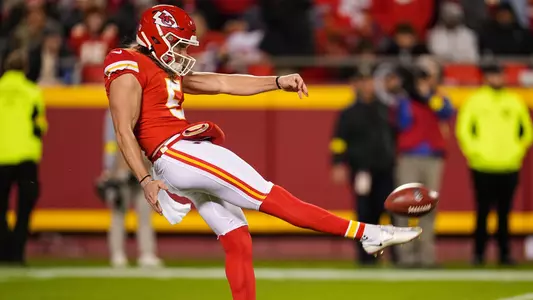 NFL: Tennessee Titans at Kansas City Chiefs
