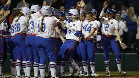 Wilkie_Emily_HappyGators_230215_6240_HannahWhite.jpg