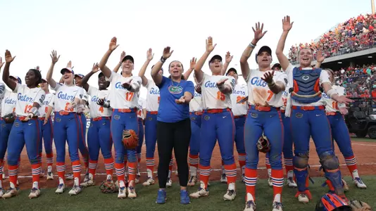 TeamPostgame_220602_9462_HannahWhite.jpg
