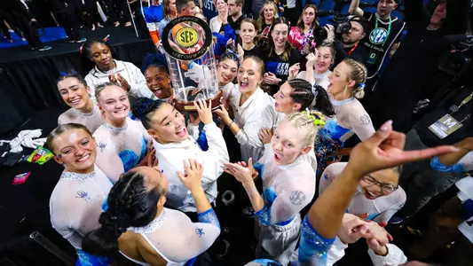 Florida lifts 2023 Southeastern Conference Championship meet trophy