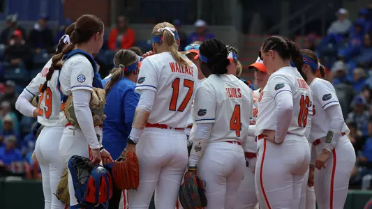 Team_Huddle__230319_4804_Te'aStartz.jpg