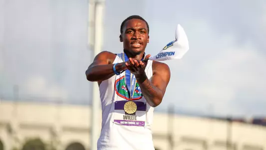 Ryan Willie 2023 SEC Gold Medalist