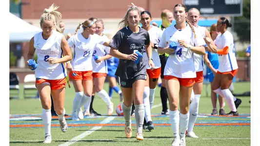 Tessa Barton (#8), Alexa Goldberg and Megan Hinnenkamp - 230924