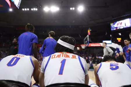 Gators 90, Razorbacks 68