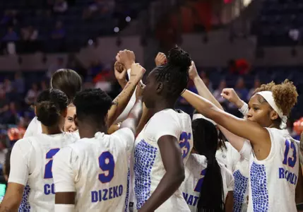 gators wbk huddle