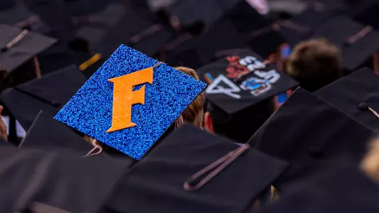 Commencement Graduation cap - spring 2024