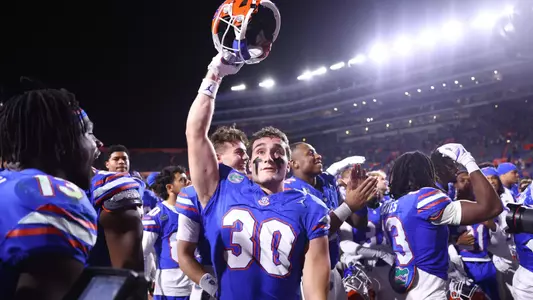 Gators 48, Wildcats 20