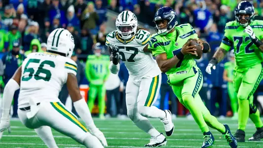 NFL: Green Bay Packers at Seattle Seahawks