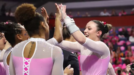 Gabby Disidore celebrate her 9.90 uneven bars routine - 240209
