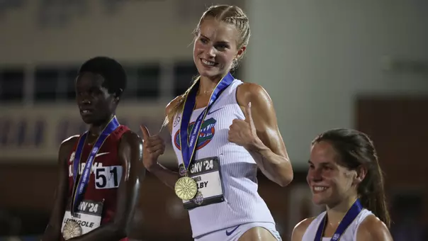 Parker Valby on medal podium / 2024 SEC Championships