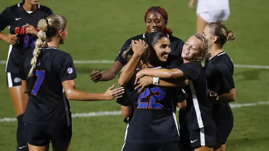 DeLeon_Anna_Rasmussen_Oakley_HappyGators_240912_3563_BryceMitchell