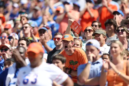 Gators 45, Bulldogs 28