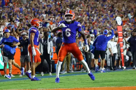 Gators 45, Bulldogs 7